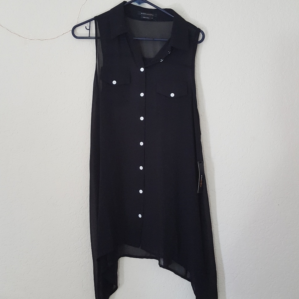 NWT🌟BCBG Maxazria Button Up blouse